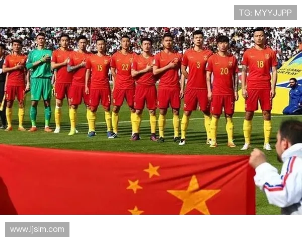 中国足球队备战亚洲杯全力冲击冠军目标，球队阵容与战术策略曝光