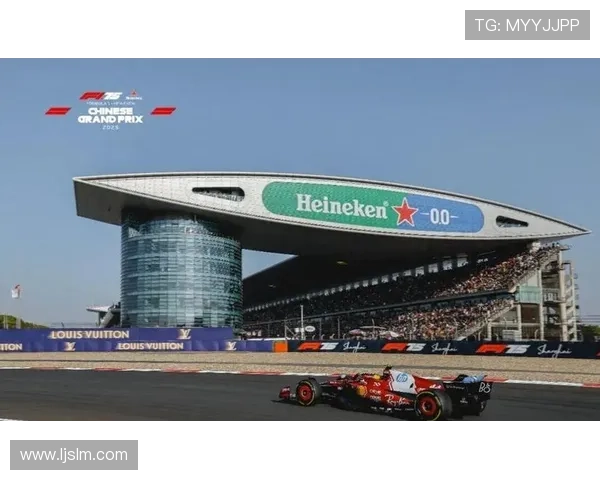 F1新赛季揭幕战精彩纷呈 队伍变动与技术创新成焦点