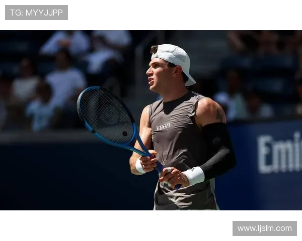 德约科维奇逆转夺冠再创纪录 新星崛起为网坛注入新活力